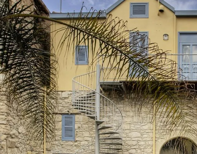 Hotell Alkisti Larnaca